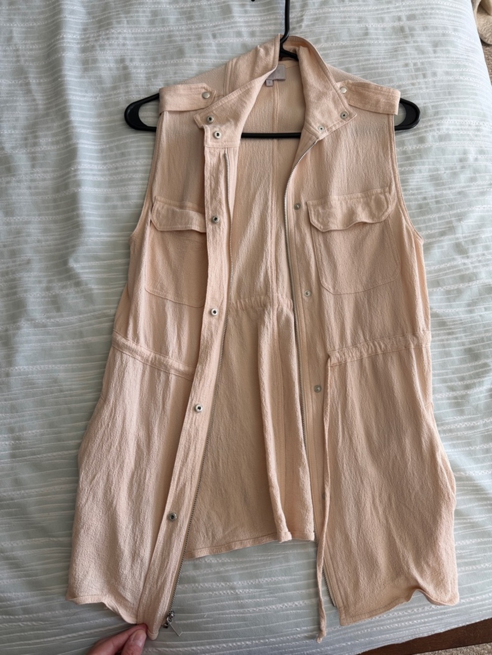 1. State Sleeveless Utility Vest in Light Peach